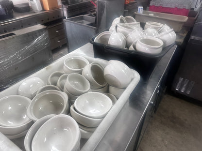 First-Class Condition – Bulk Lot Commercial White Ceramic 12 oz. Onion Soup Crocks / Bowls – Oven, Microwave & Dishwasher-Safe Style – Restaurant Serving Ware!