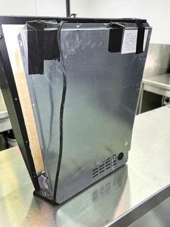 Elite Condition – U-Line U-1075BEVS-00 – 24" Undercounter Beverage Center – 5.6 Cu. Ft. – Dual Temperature Zones – Glass Door – Fully Tested & Operational!