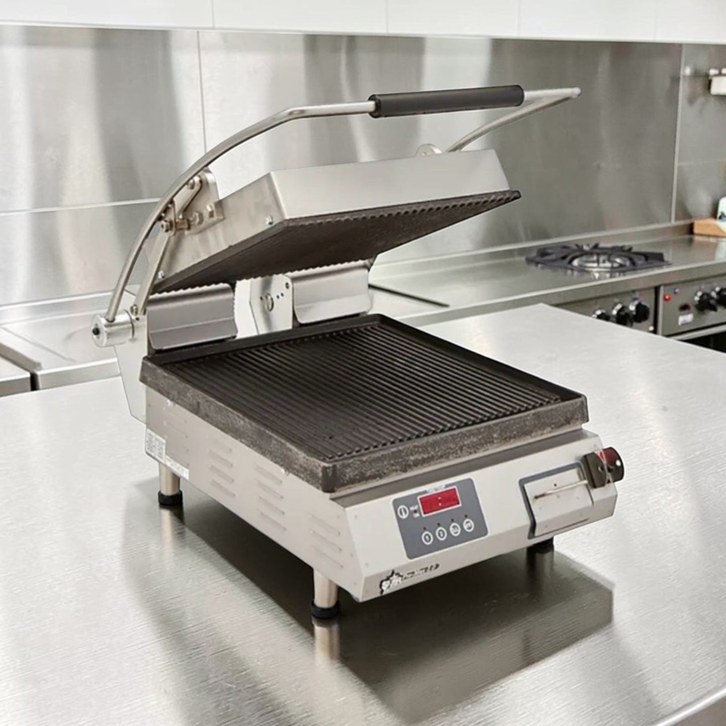 Outstanding Condition – Star PGT14IE Commercial Panini Press – Single Grill w/ Cast Iron Grooved Plates – 240V – Heavy-Duty Sandwich Press – Fully Tested & Operational!