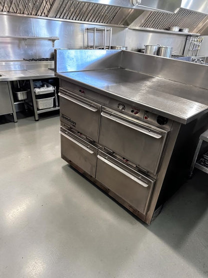 Elite Condition – Duke 1304 Thermotainer – Four-Compartment Hot Food Storage Unit – Stainless Steel Worktop – 208V, Three Phase – UL & NSF Listed – Fully Tested & Operational!