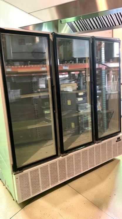 Superior Condition – Master-Bilt BLG-74HM – 70 Cu. Ft. Commercial 3-Door Glass Display Freezer Merchandiser – Bottom-Mount Refrigeration – 208-230V – Fully Tested & Operational!