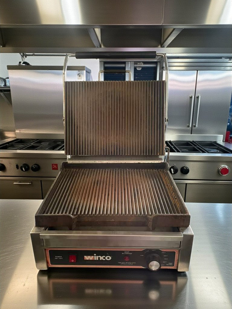 Immaculate Condition – Winco Commercial Countertop Single Panini Grill – 120V – Fully Tested & Working!