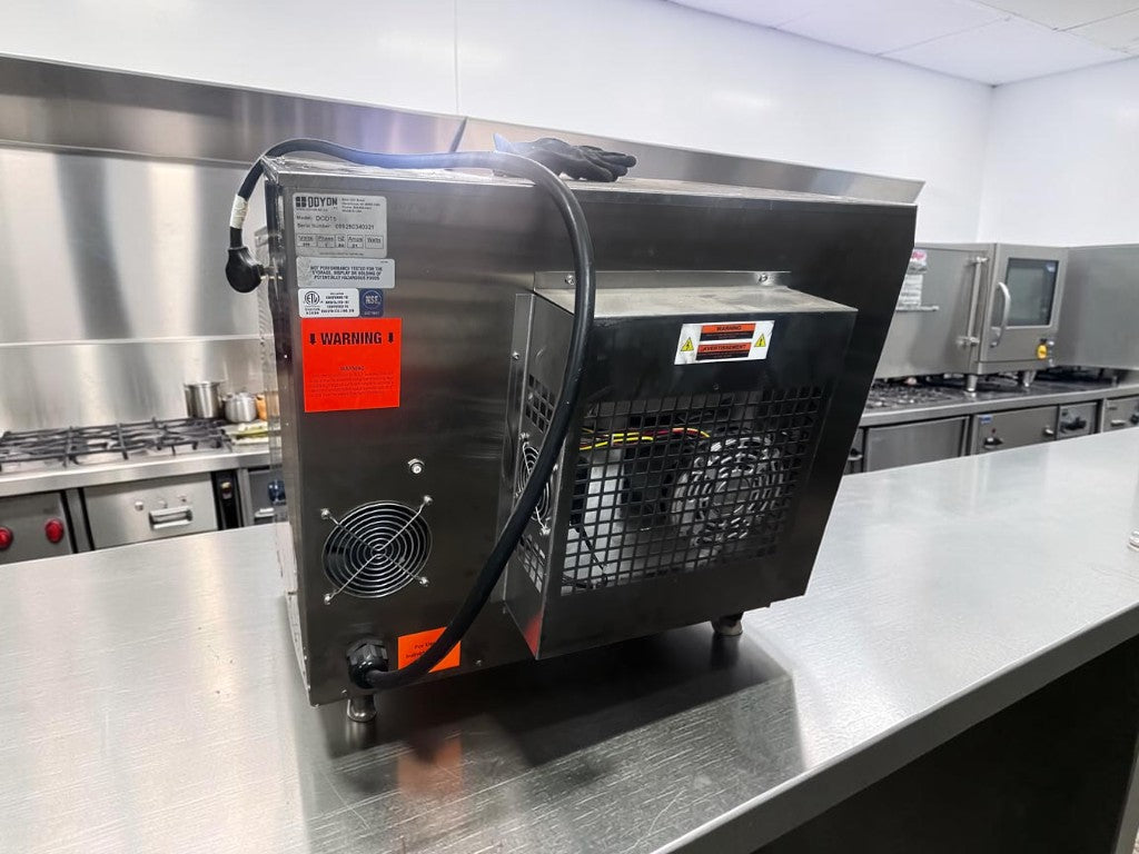 Superior Condition – Doyon DCOT5 – Electric Countertop Half Size Convection Oven – 208V – Single Phase – ETL / NSF Certified – Fully Tested & Operational!