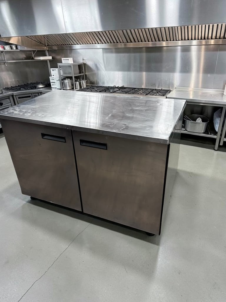 High-Quality Condition – 48" Commercial 2-Door Undercounter Refrigerator – Stainless Steel Worktop – Self-Contained Refrigeration – Fully Tested & Operational!