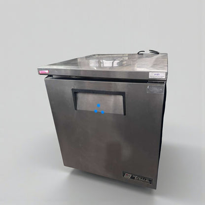 Immaculate Condition – True TUC-27-LP – 27” Commercial Undercounter Refrigerator – 115V – Made in USA – Fully Tested & Operational!