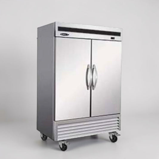 Brand New Condition – Ikon IB54F – Commercial Double Door Reach-In Freezer – 54 in – R290 Refrigerant – ETL & NSF Listed !