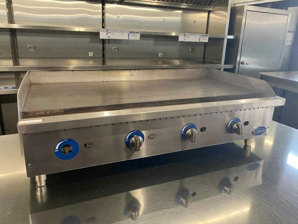 Pristine Condition – Globe Commercial Gas Griddle – Stainless Steel – Fully Tested & Working!