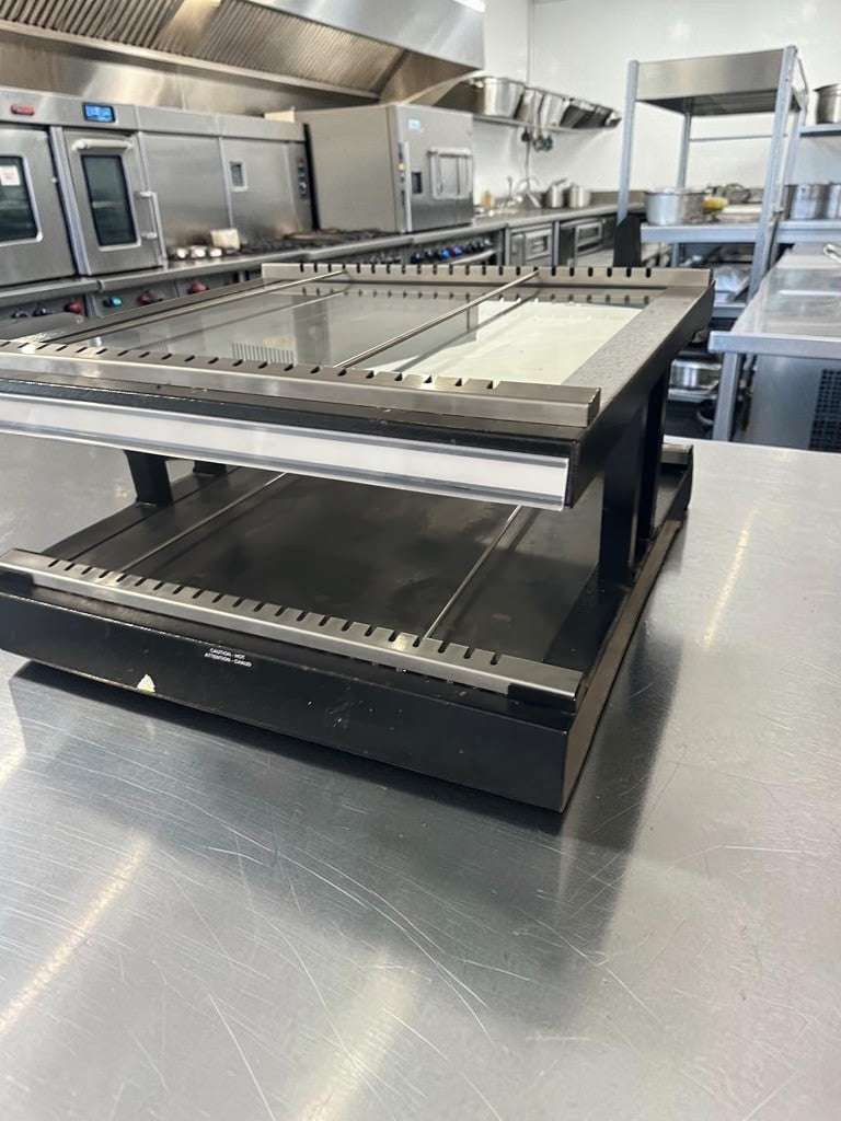 Immaculate Condition – Hatco GR3SDH-27 Glo-Ray® – 27" Self-Service Countertop Heated Glass Display Warmer – 2 Display Levels – 120V – 997W – Fully Tested & Operational!