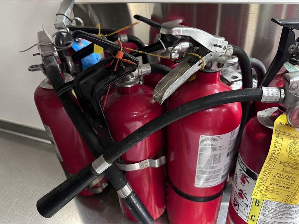 Prime Condition – Commercial 5 lb ABC Fire Extinguishers – 2A:10B:C Rating – UL Listed Safety Equipment – Restaurant & Kitchen Protection
