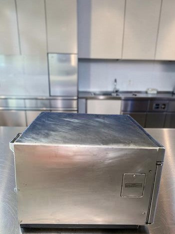 Professionally Maintained Condition – Panasonic Pro II Series – Large-Capacity Commercial Microwave Oven – 1.56 Cu. Ft. Stainless Steel Interior – Programmable Controls – Removable Ceramic Shelf – Fully Tested & Operational!