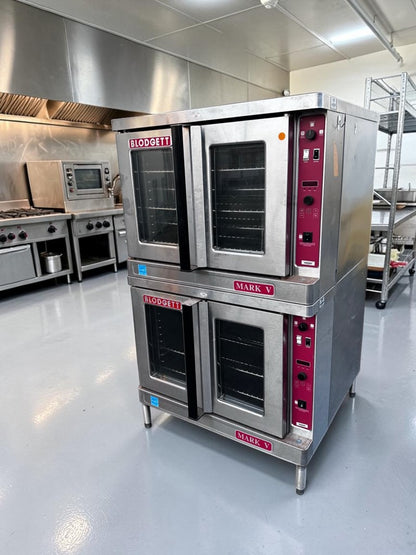 Exceptional Condition – Blodgett MARK V-100 DBL – 38" Double-Deck Electric Convection Oven – 220/240V, Single Phase – ENERGY STAR® – Fully Tested & Operational!