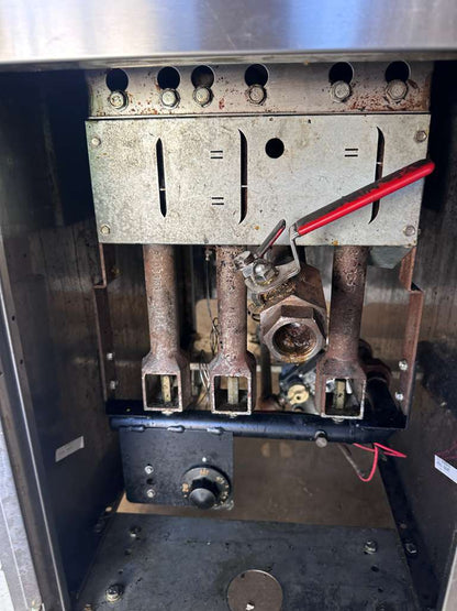 Prime Condition – Frymaster Commercial Gas Fryer – Stainless Steel – Heavy-Duty Floor Model – Fully Tested & Operational!