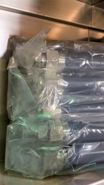 Elite Condition – (QTY 10) NAKS NK-S-36 – Commercial Gas Connector Hose – 36" Length – 3/4" MIP × 3/4" FIP – Fully Tested & Operational!