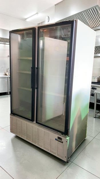 High-Quality Condition – Master-Bilt BLG-48HD – 49 Cu. Ft. Commercial Two Glass Door Freezer Merchandiser – Bottom-Mount Refrigeration – R404A – 208-230V – Fully Tested & Operational!