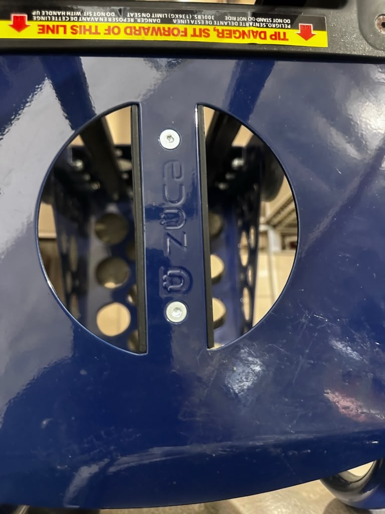 Excellent Condition – ZUCA Sport Frame – Built-In Seat Rolling Cart Frame – Navy Blue – Flashing Wheels – Fully Inspected & Ready for Use!