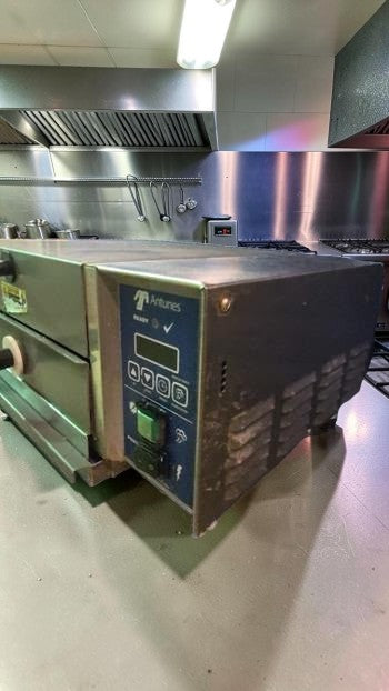 Dependable Condition – Antunes MS-250 / Mfg. No. 9100430 – Commercial Miracle Steamer – Direct Water Hookup – Pull-Out Spatula – 208V – 3300W – Fully Tested & Operational!