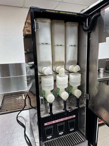 Outstanding Condition – Curtis Cafe Series Primo PC-3D-10-01 3 Station Cappuccino Machine – 3 Hoppers – 120V – Fully Tested & Operational!