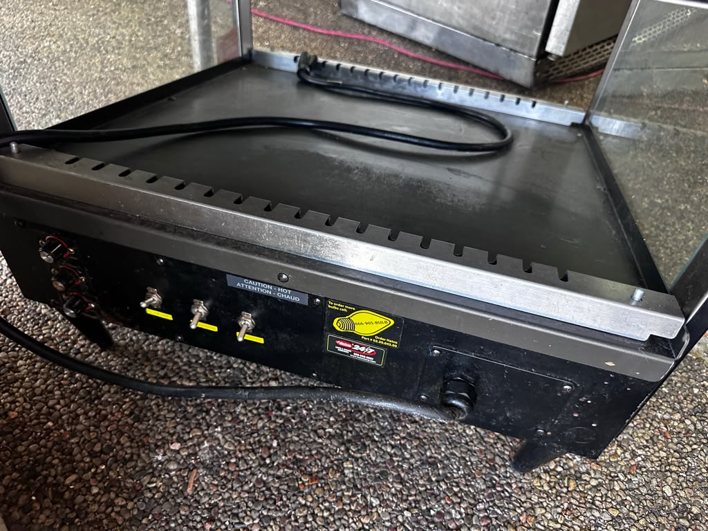 Outstanding Condition – Hatco GRSDS-24T Glo-Ray – 24" Three-Tier Commercial Heated Display Merchandiser – 120V – Fully Tested & Operational!