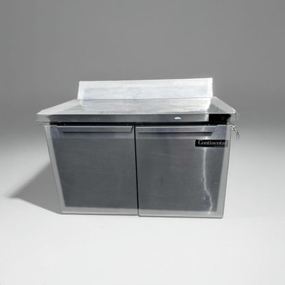 Outstanding Condition – Continental Commercial Refrigerated Chef Base / Worktop Refrigerator – Stainless Steel – 48” Unit – Fully Tested & Operational!