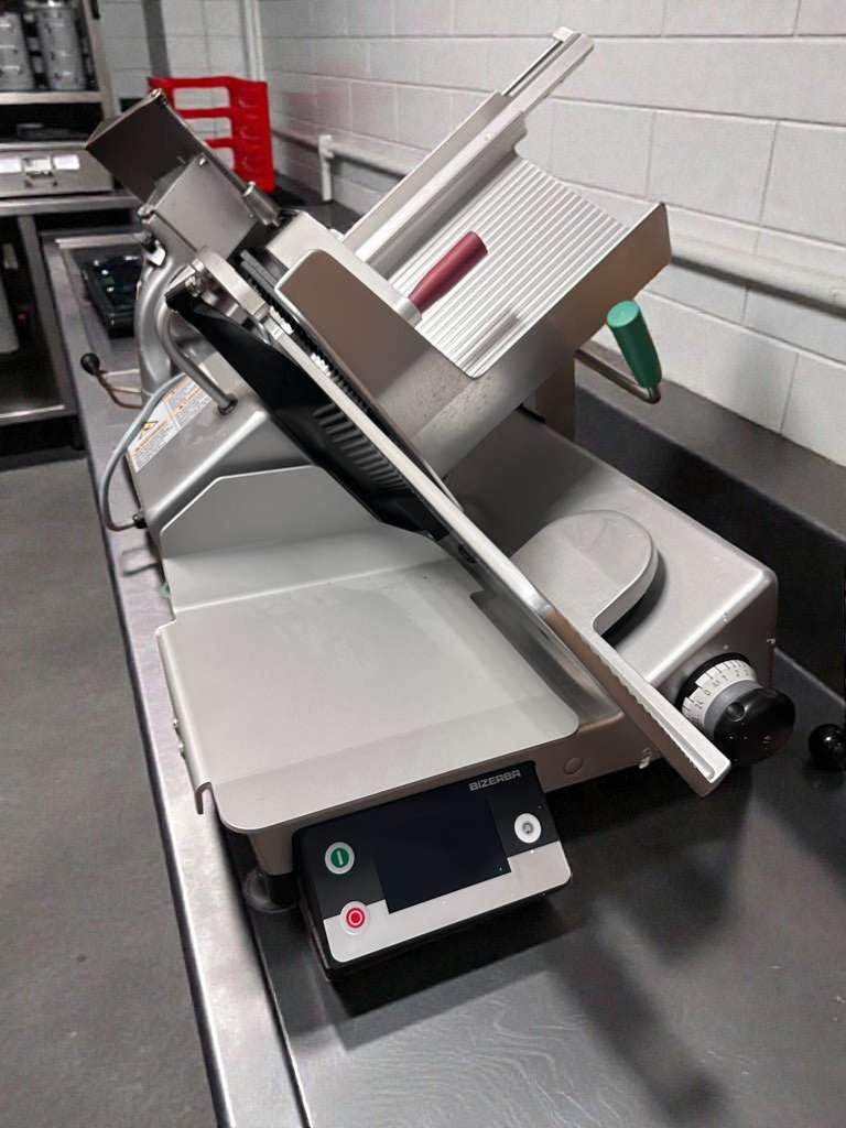 Exceptional Condition – Bizerba GSP HD P-21 – Commercial Automatic Deli Slicer – 120V – ETL Listed – Fully Tested & Operational!