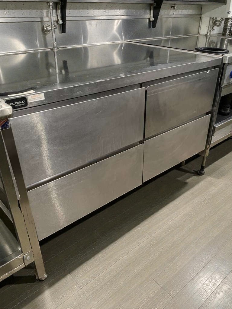 Immaculate Condition – Delfield GUR60BP-D Undercounter Refrigerator – 115V / Single Phase – Fully Tested & Working!