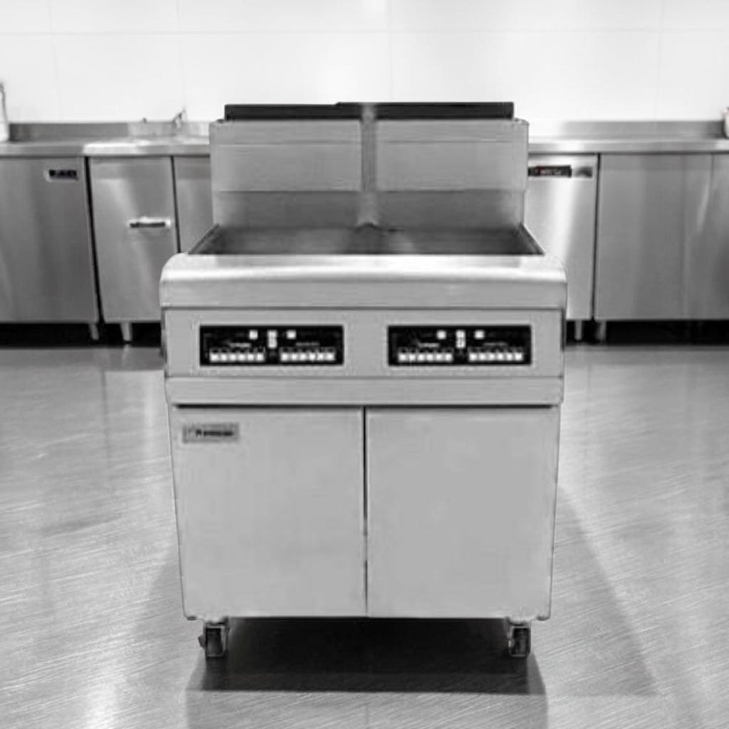 Prime Condition – Frymaster FPP245 – Commercial Gas Fryer Battery – Split Pots Design – Built-In Filtration System – Fully Tested & Operational!