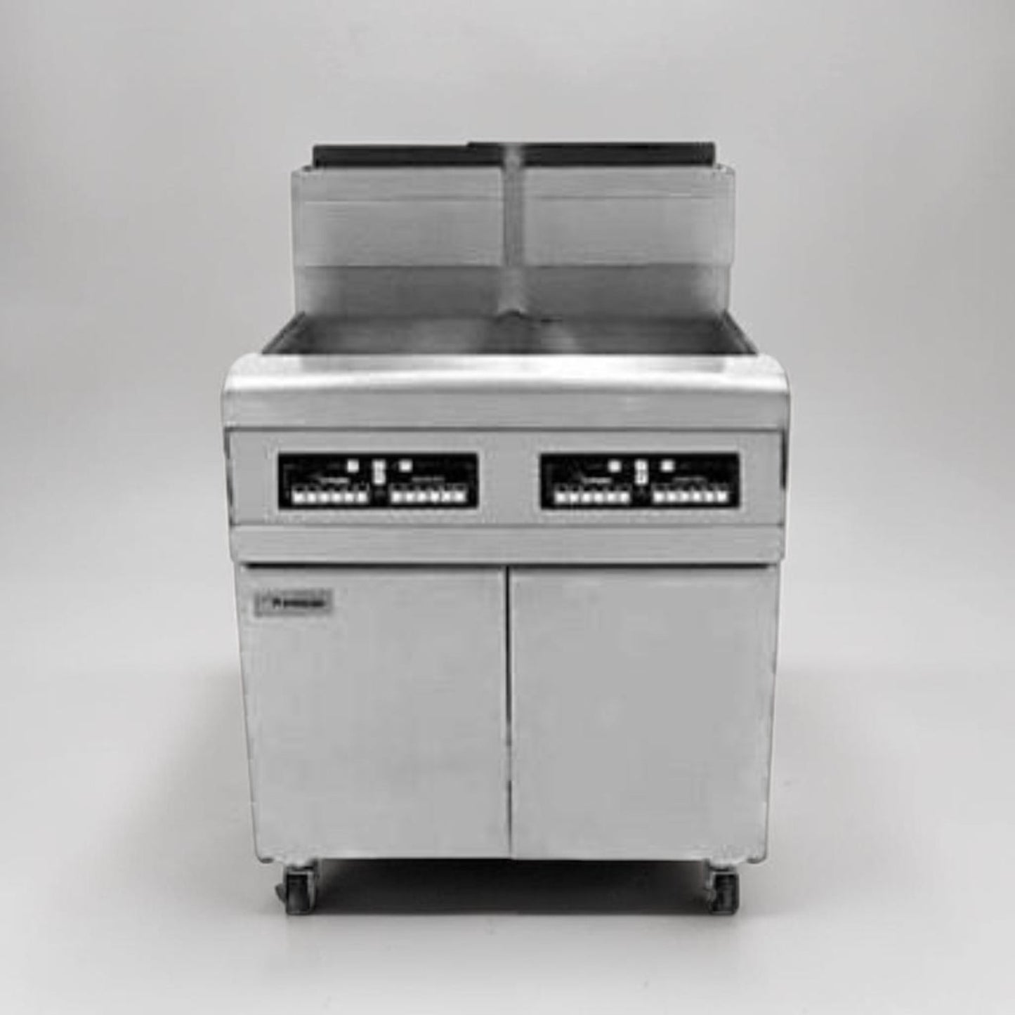 Prime Condition – Frymaster FPP245 – Commercial Gas Fryer Battery – Split Pots Design – Built-In Filtration System – Fully Tested & Operational!