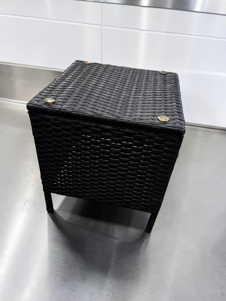 Remarkable Condition – Unbranded 18-Inch Black Woven Wicker Cube Side Table – Square Patio Accent Table – Fully Inspected & Ready for Use!