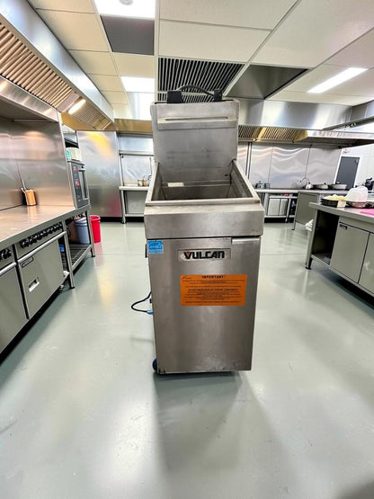 Prime Condition – Vulcan 1VEG35M – 35–40 lb. Commercial Natural Gas Floor Fryer – 70,000 BTU – ENERGY STAR® – Fully Tested & Operational!