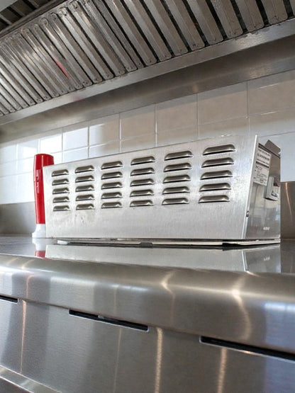 Excellent Condition – Carter-Hoffmann Commercial Heated Holding Cabinet – Stainless Steel – UL & NSF Listed – Fully Tested & Operational!