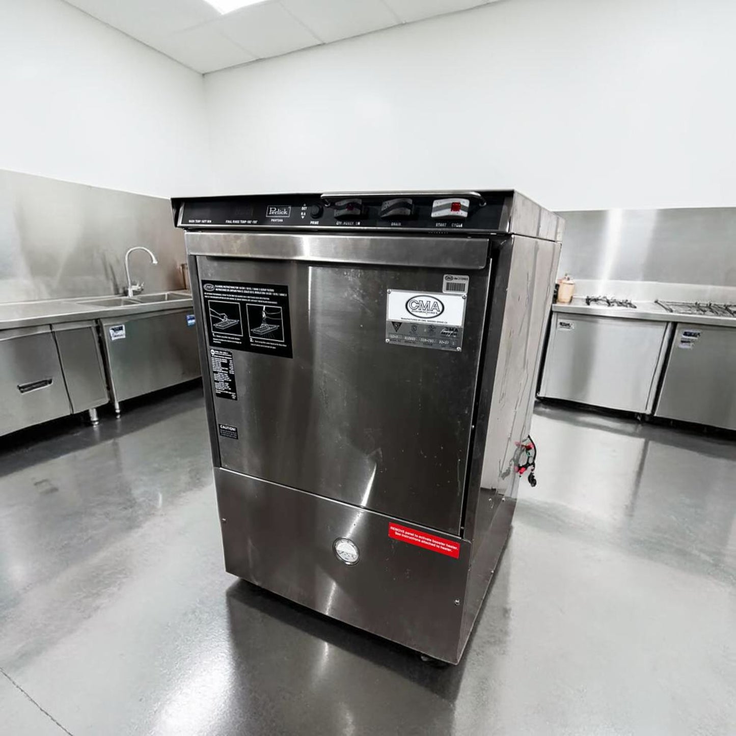 Flawless Condition – Perlick PKHT24 Commercial Underbar Glasswasher – High-Temp Door Type – 24” Wide – 30 Racks/Hour – Fully Tested & Operational!