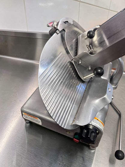 Immaculate Condition – Berkel 909/1 Commercial Manual Meat Slicer – Heavy-Duty – 115V – NSF – Fully Tested & Operational!