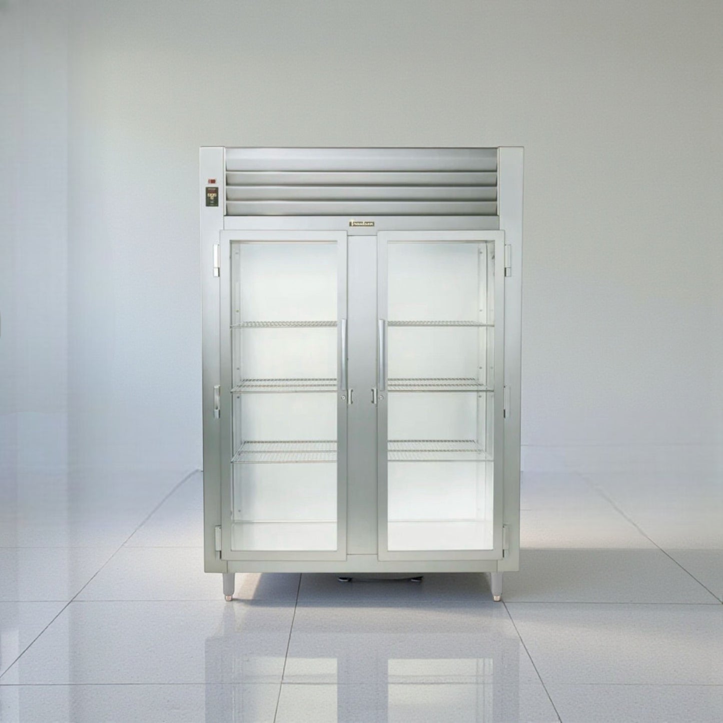 Outstanding Condition – Traulsen RHT232WUT-FHG – Spec-Line Two Section Glass Door Reach-In Refrigerator – Stainless Steel – 51.6 Cu. Ft. – 113V / Single Phase – ETL / NSF Listed – Fully Tested & Operational!