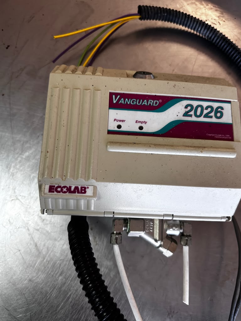 Dependable Condition – Ecolab Vanguard 2026 Commercial Detergent Dispenser – Warewashing Chemical Control System – UL Listed – Fully Tested & Operational!
