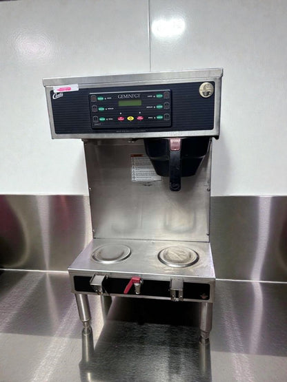 High-Quality Condition – Curtis GEMTS10A1000 Gemini Twin Commercial Coffee Brewer – 220V – UL & NSF Listed – Fully Tested & Operational!