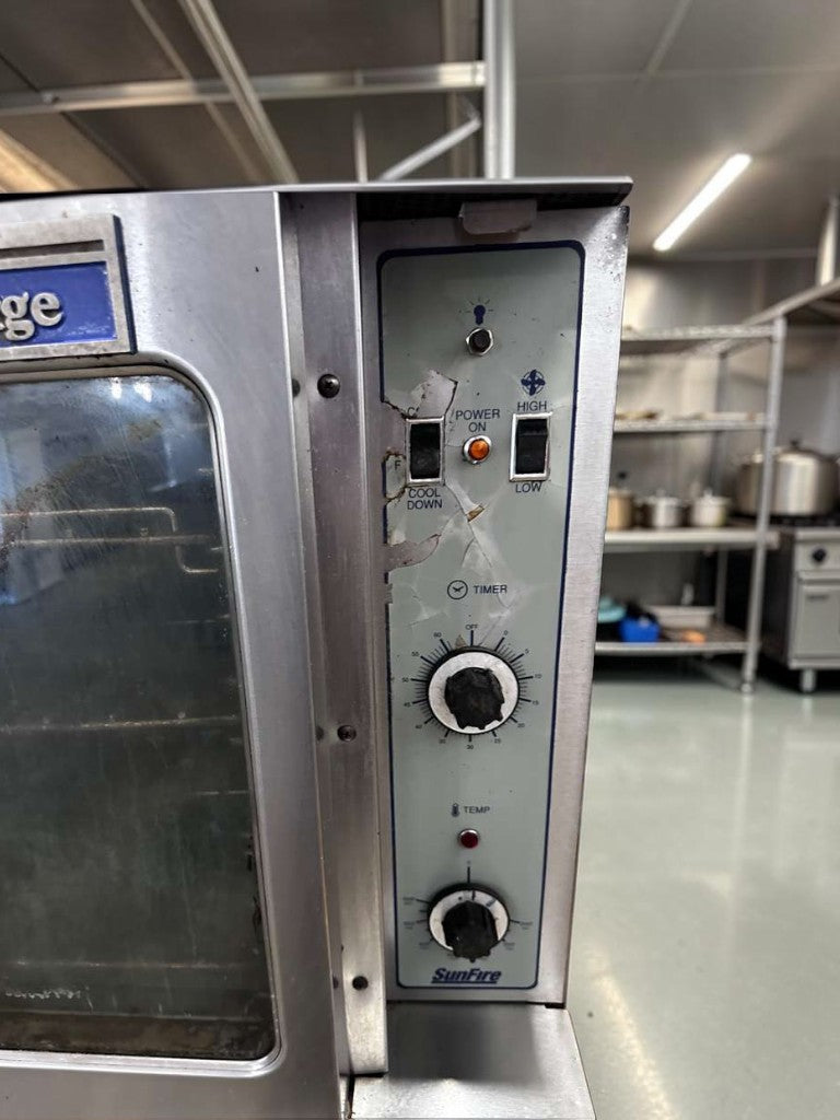 Exceptional Condition – U.S. Range Sunfire SDG-1 – Commercial Gas Convection Oven – Single Deck – Natural Gas – Fully Tested & Operational!