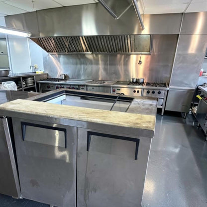 Elite Condition – True TSSU-36-12M-B-HC commercial mega top sandwich / salad prep table – 36-inch footprint – 115V – Fully Tested & Operational!