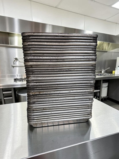 Dependable Condition – 1/4 Size Aluminum Sheet Pans – 18 Gauge Commercial Baking Pans – Quantity 40 – Ready for Commercial Use!