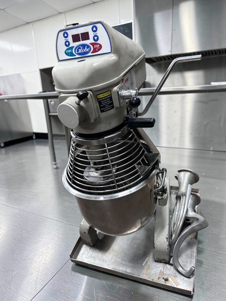 Flawless Condition – Globe SP20 Commercial Planetary Mixer – 20 Qt – 1/2 HP – 115V – NSF – Fully Tested & Operational!