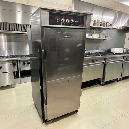 Flawless Condition – FWE LCH-18 – Full-Height Low-Temperature Cook & Hold Oven – 12 Full-Size Pan Capacity – Programmable Controls – 220V – Fully Tested & Operational!