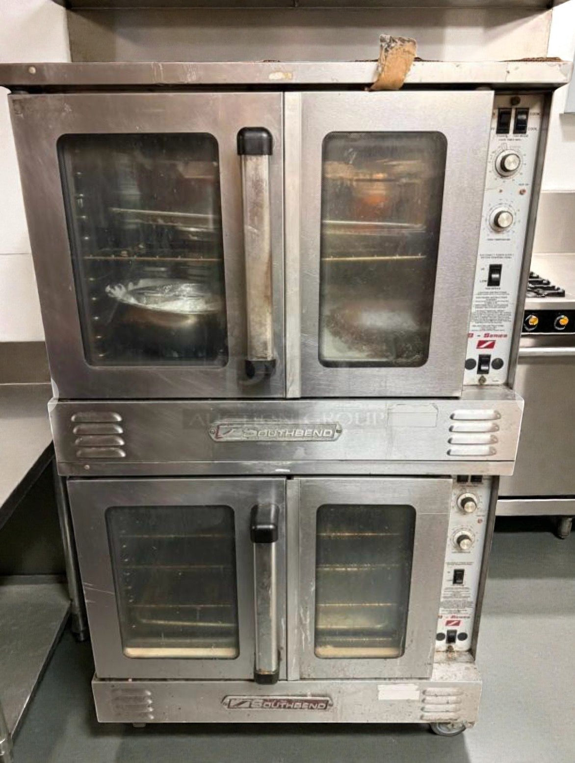 Exceptional Condition – Blodgett Double-Stack Commercial Convection Oven – Stainless Steel – Fully Tested & Operational!
