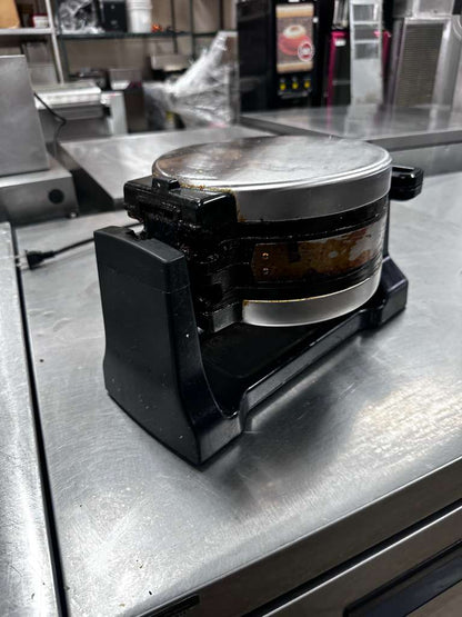 Dependable Condition – Yabano SW-290B – Rotating Belgian Waffle Maker – 1200W – 120V – ETL Listed – Fully Tested & Operational!