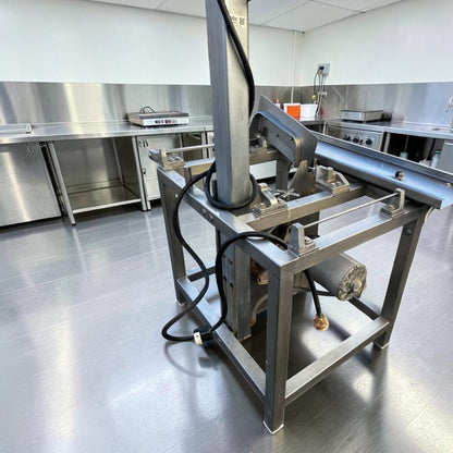 Superior Condition – Hobart 5701D Commercial Meat Saw – 3 HP – 3 Phase – Heavy-Duty Butcher Equipment – Fully Tested & Operational!