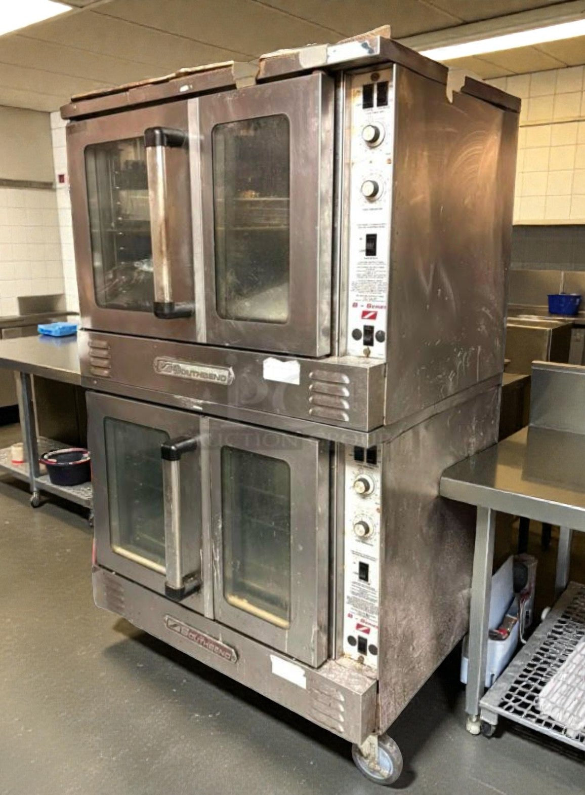 Exceptional Condition – Blodgett Double-Stack Commercial Convection Oven – Stainless Steel – Fully Tested & Operational!