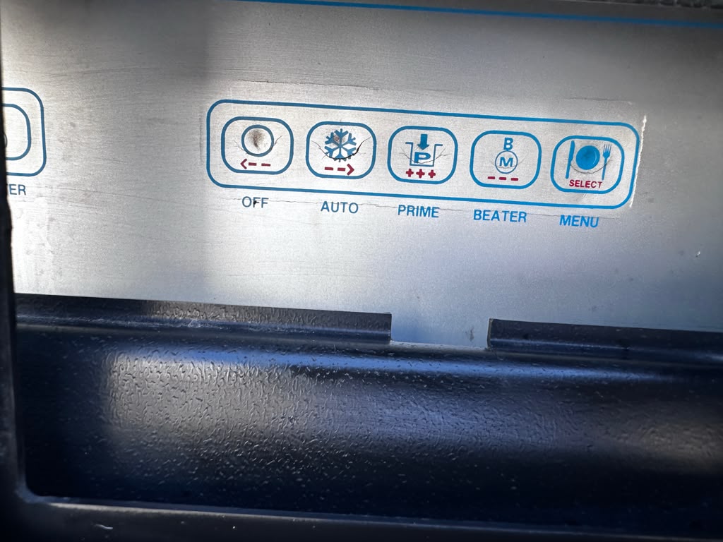 Exceptional Condition – Taylor 349-33 – 4-Flavor Commercial Frozen Carbonated Beverage Freezer / Slush Machine – 208–230V – 3 Phase – UL / NSF Listed – Fully Tested & Operational!