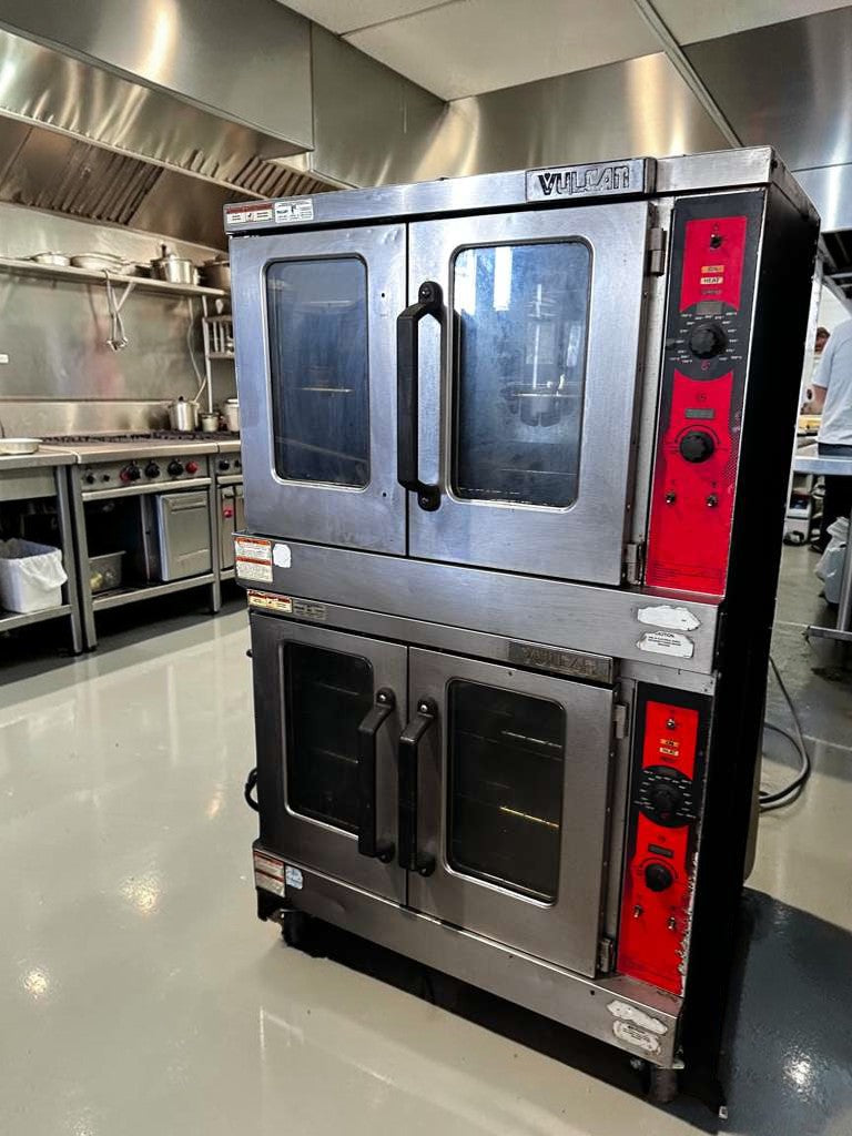Exceptional Condition – Vulcan VC55GD – Double Stack Natural Gas Convection Oven – Heavy-Duty Commercial Oven w/ Casters – Fully Tested & Operational!