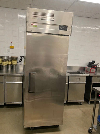 Premium Condition – Turbo Air EF24-1-N-V Commercial Reach-In Freezer – 115V / Single Phase – Fully Tested & Working!