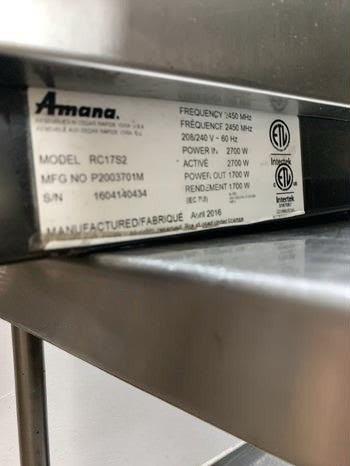 Top-Tier Condition – Amana RC17S2 – Heavy-Duty Commercial Stainless Steel Microwave Oven – 208/240V – 1700W – ETL Listed – Fully Tested & Operational!