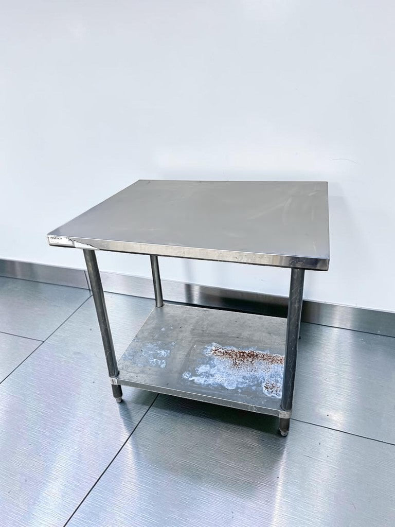 Remarkable Condition – Regency 600T3036G – 36" × 30" Commercial Stainless Steel Work Table – Galvanized Undershelf – Adjustable Feet – NSF Certified – Fully Inspected & Ready for Use!