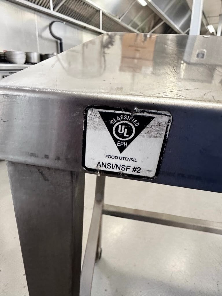 Remarkable Condition – 32″ × 28″ Commercial Stainless Steel Equipment Stand – 45″ Working Height – Open Base – UL EPH Classified – Heavy-Duty Construction